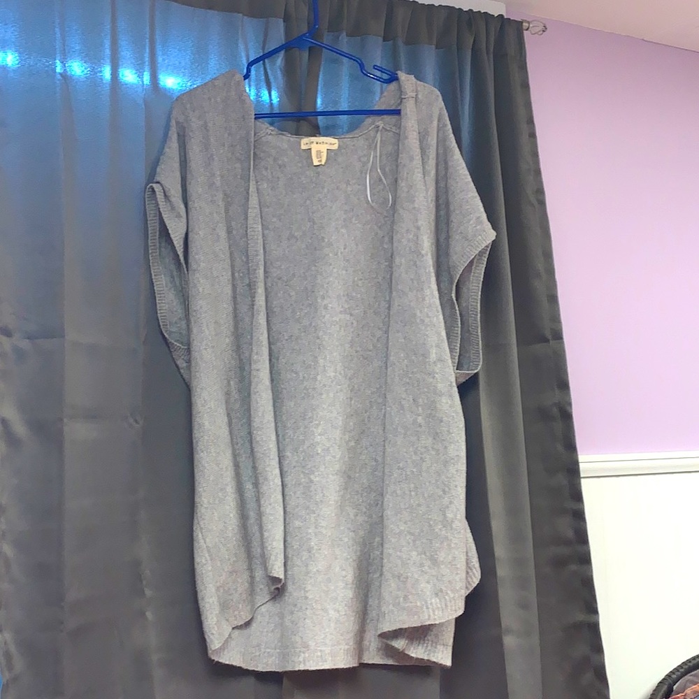 Grey, hooded, sleeveless, cardigan